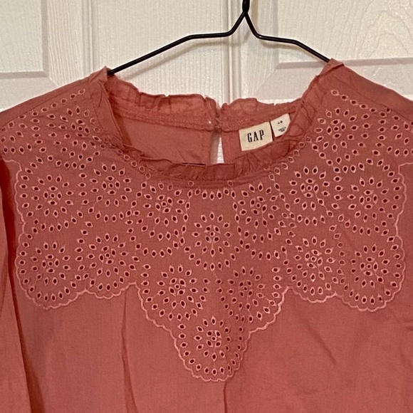 Bell-sleeved blouse with eyelet details - Picture 2 of 6